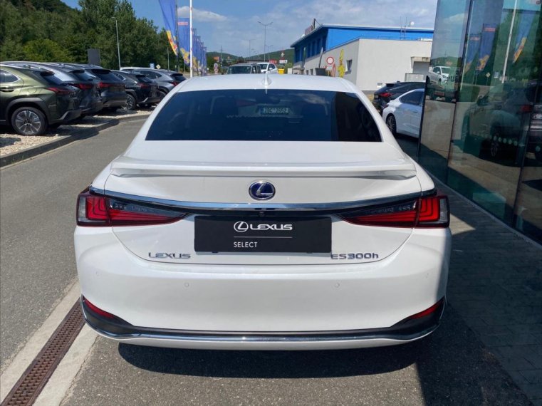 Lexus ES 300h fotka