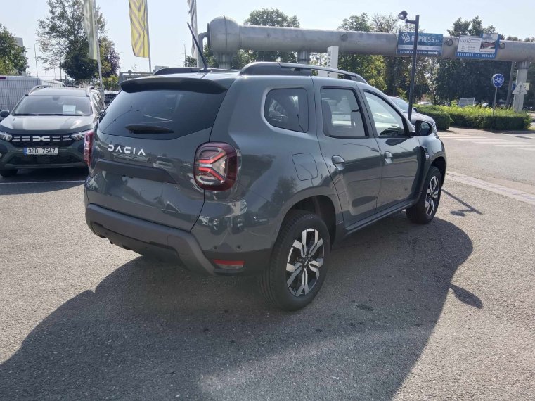 Dacia Duster fotka