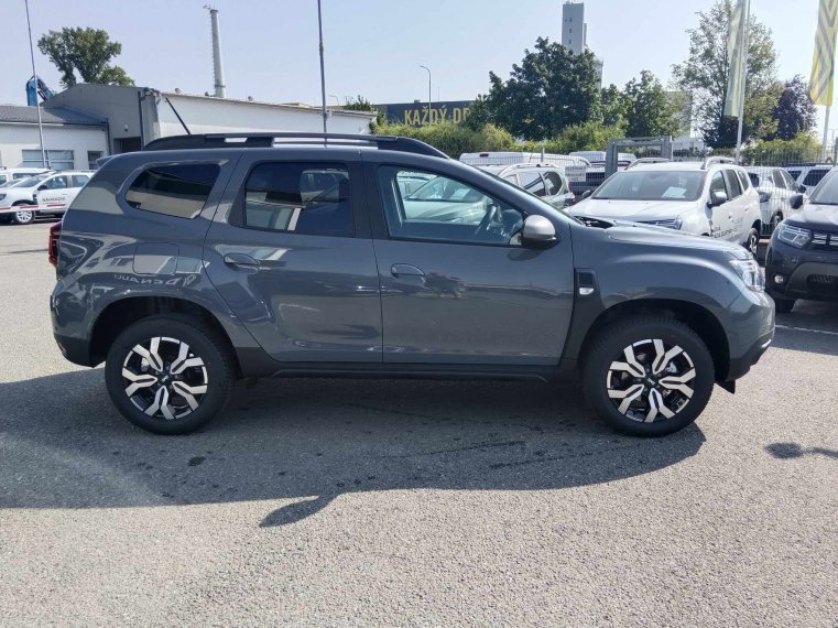 Dacia Duster fotka