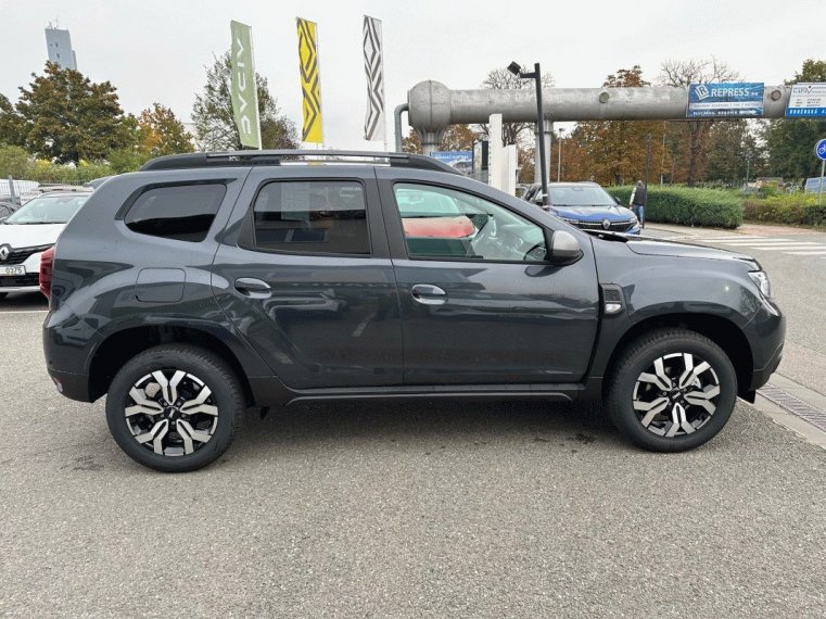 Dacia Duster fotka