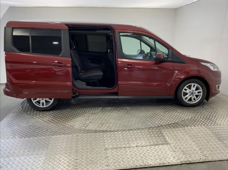 Ford Tourneo fotka