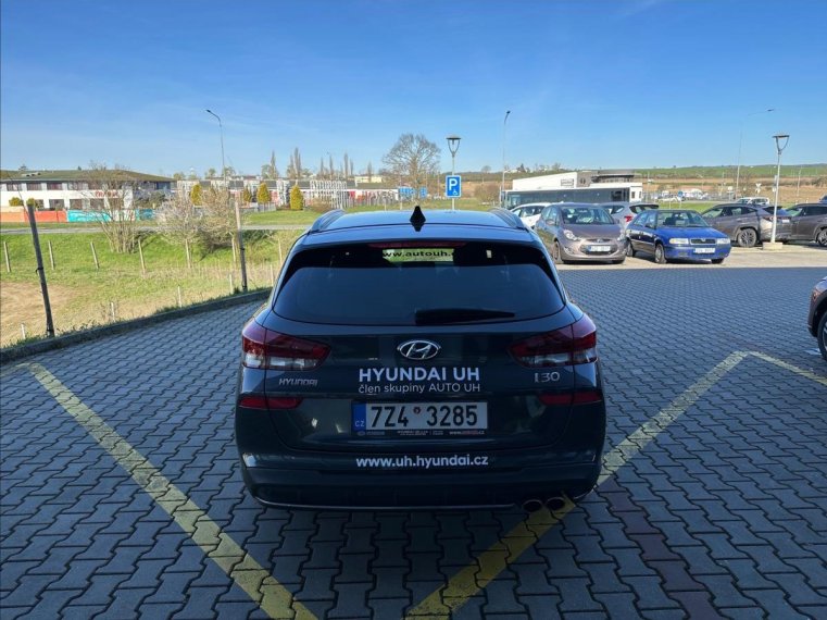 Hyundai i30 fotka