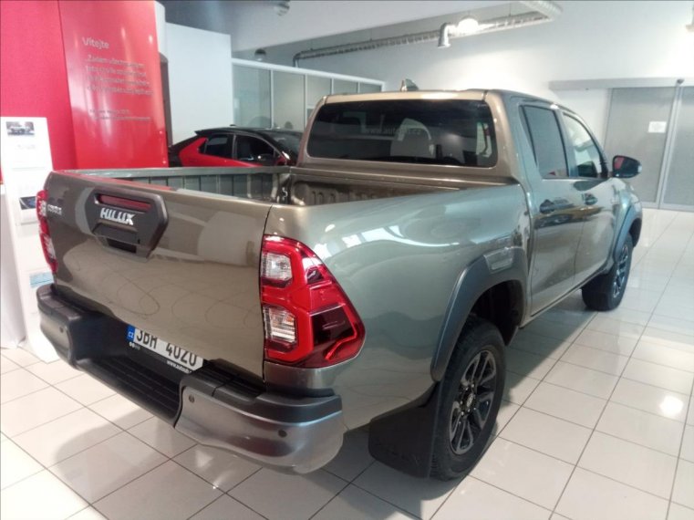 Toyota Hilux fotka