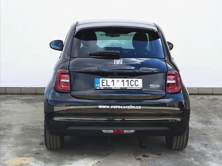 Fiat 500e fotka