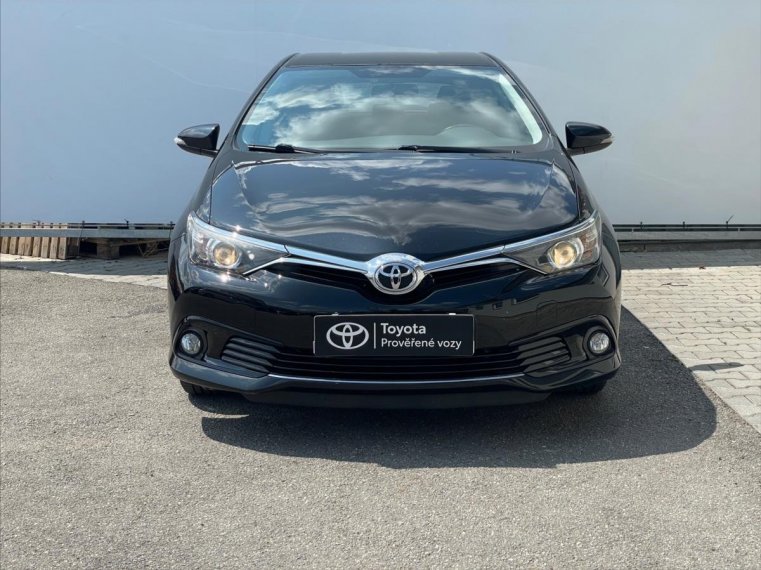 Toyota Auris fotka