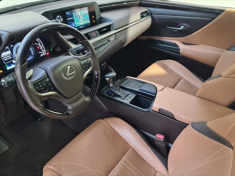 Lexus ES 300h fotka