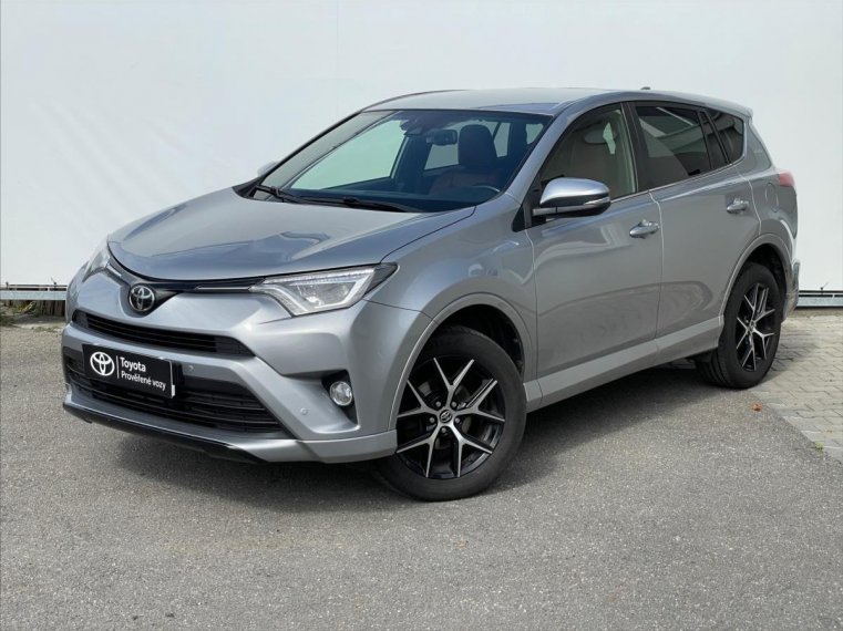 Toyota RAV4 fotka