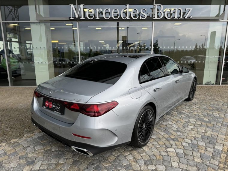 Mercedes-Benz Třídy E fotka