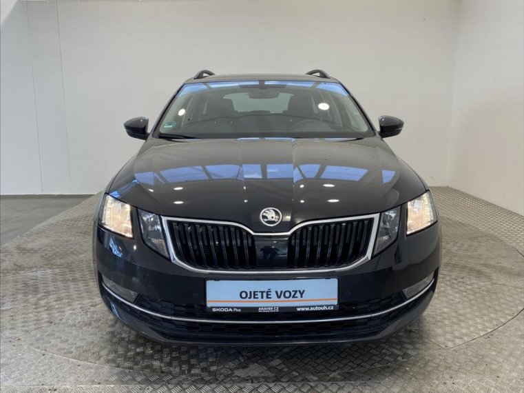 Škoda Octavia fotka