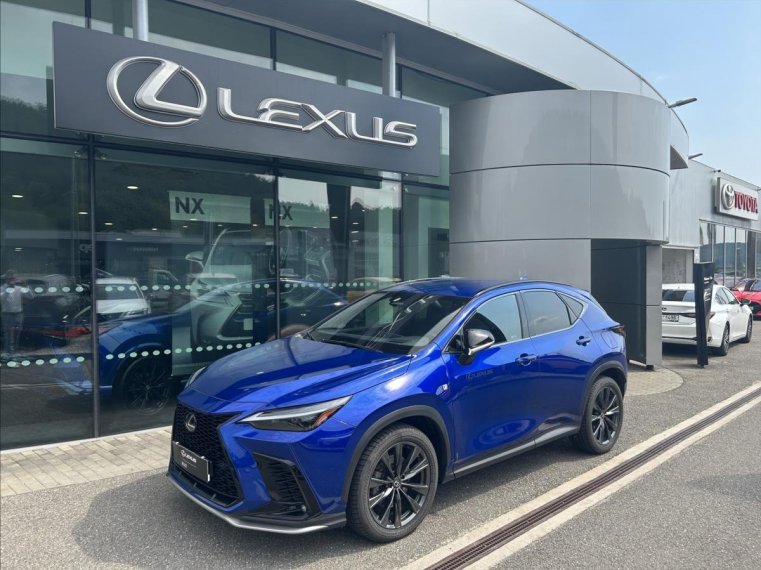 Lexus NX 450h+ fotka