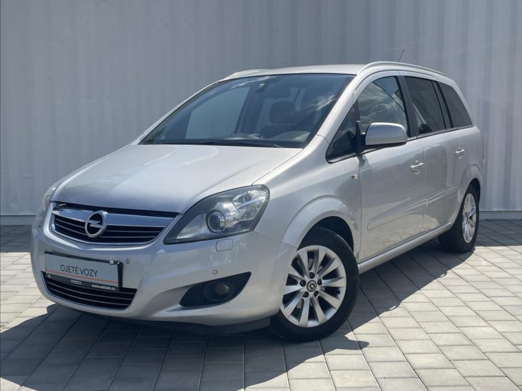 Opel Zafira fotka