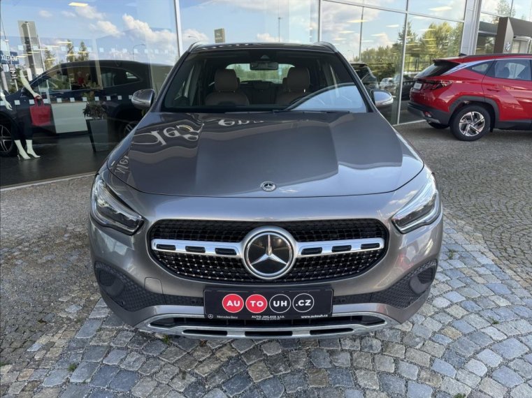 Mercedes-Benz GLA fotka