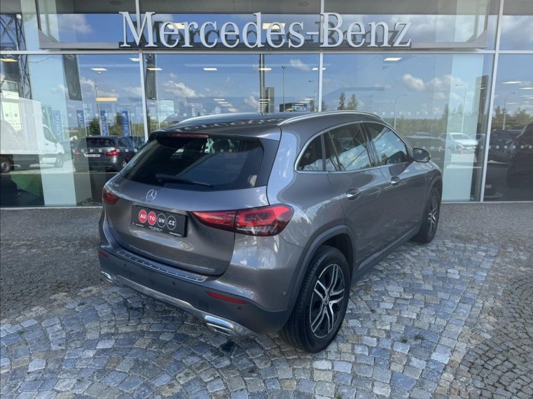 Mercedes-Benz GLA fotka