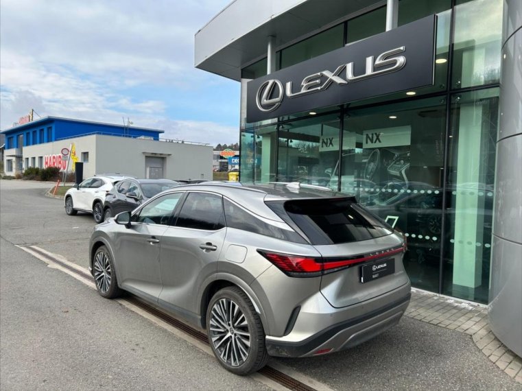 Lexus RX 450h+ fotka