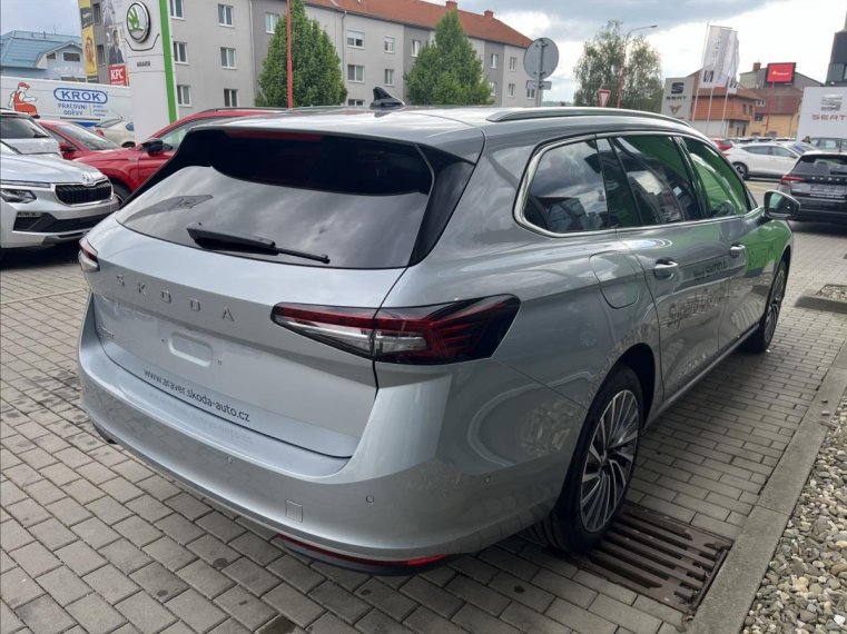 Škoda Superb fotka