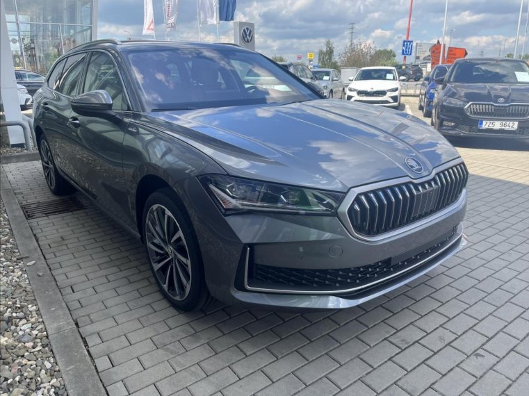 Škoda Superb fotka