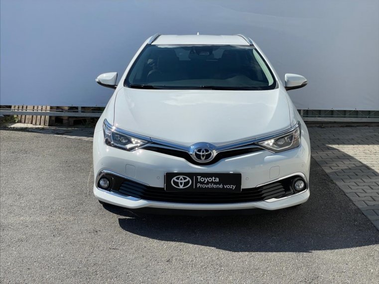 Toyota Auris fotka