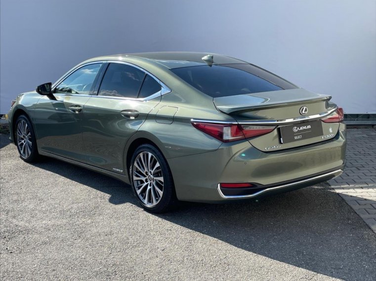 Lexus ES 300h fotka