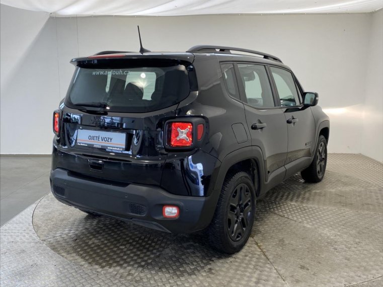 Jeep Renegade fotka