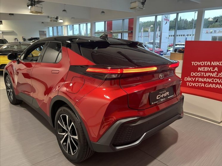 C-HR foto