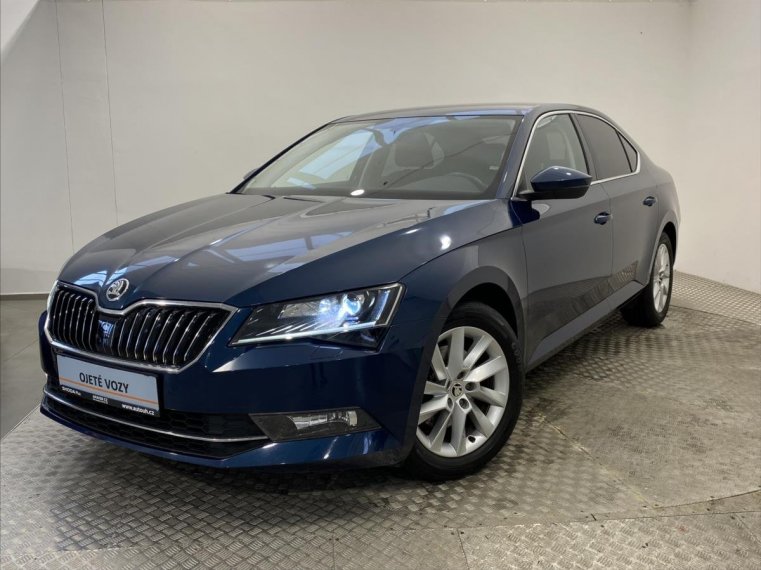 Škoda Superb fotka