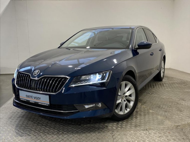 Škoda Superb fotka