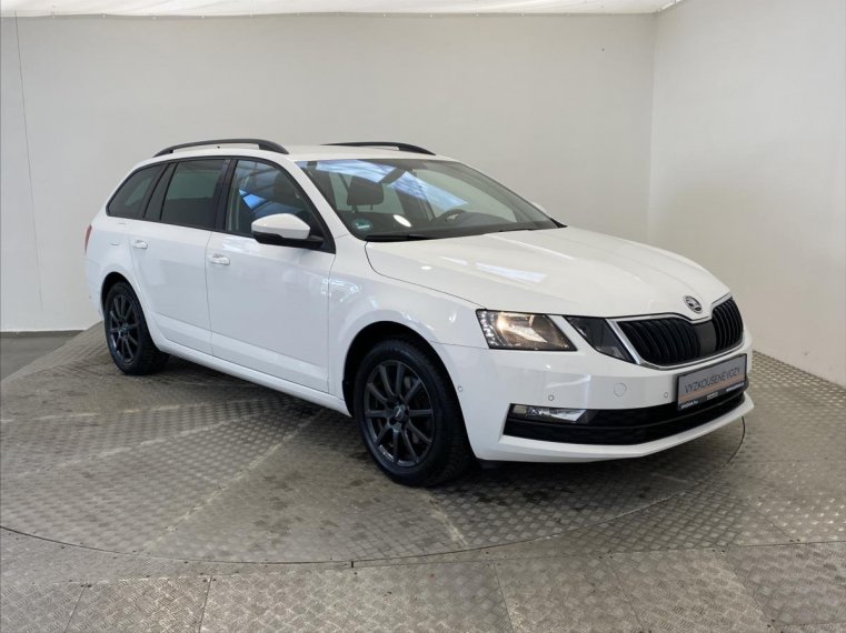 Škoda Octavia fotka