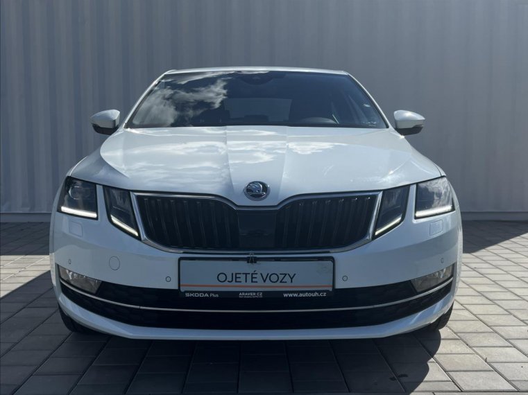 Škoda Octavia fotka