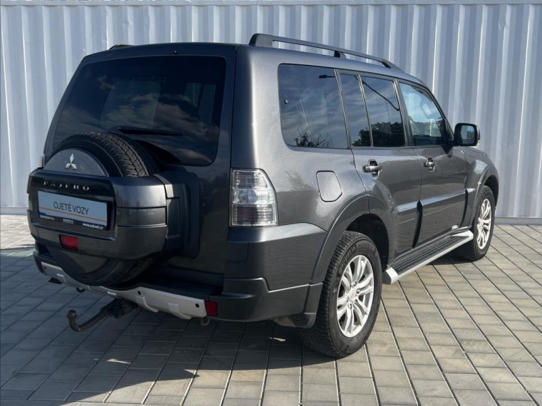 Mitsubishi Pajero fotka