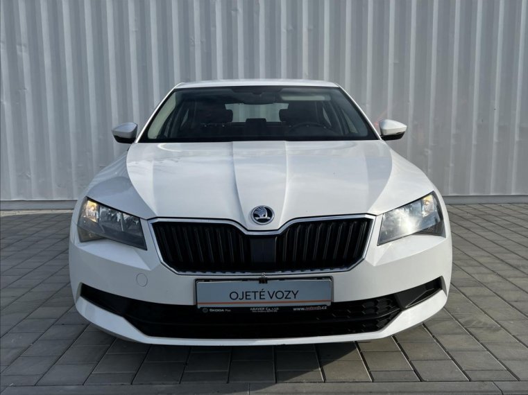 Škoda Superb fotka