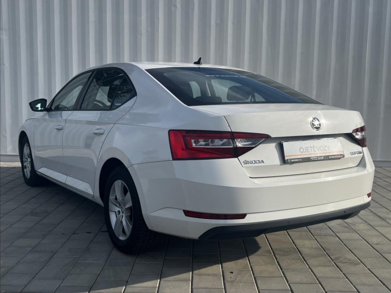 Škoda Superb fotka