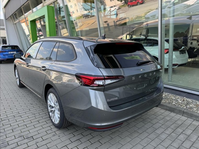 Škoda Superb fotka