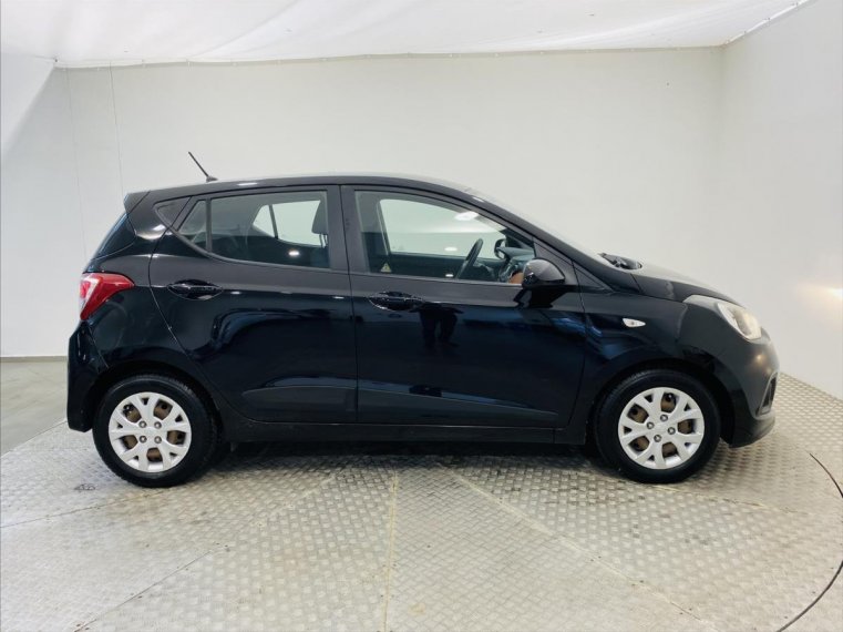 Hyundai i10 fotka