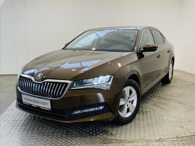 Škoda Superb fotka