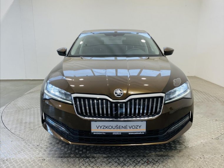 Škoda Superb fotka