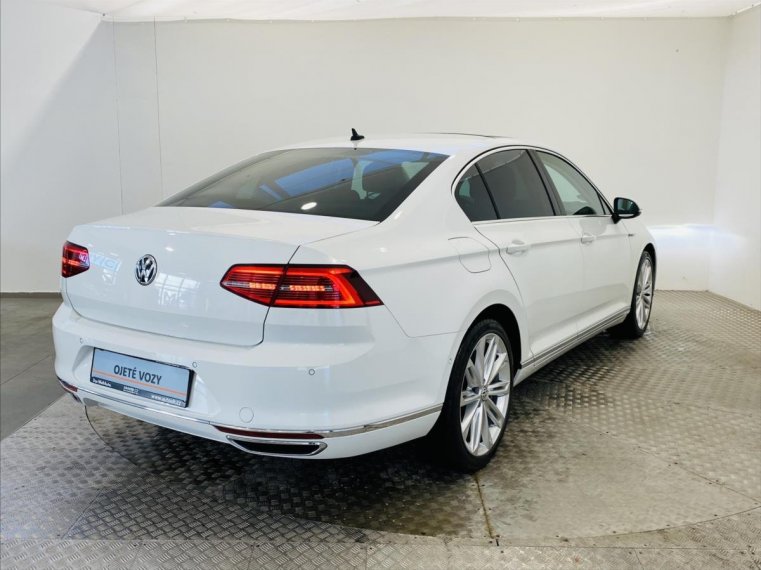 Volkswagen Passat fotka