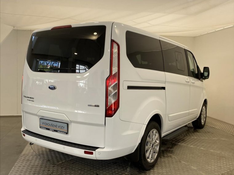 Ford Tourneo Custom fotka