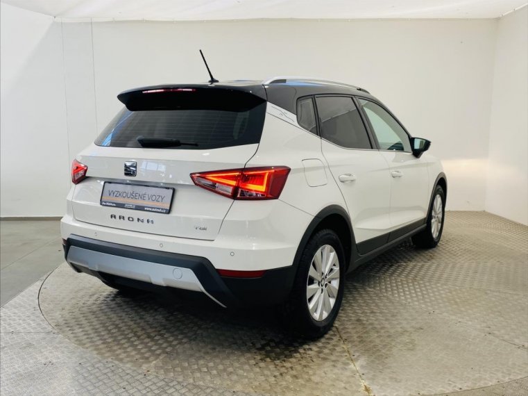 SEAT Arona fotka