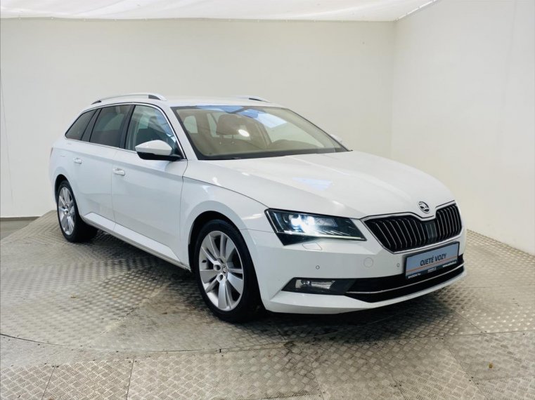 Škoda Superb fotka