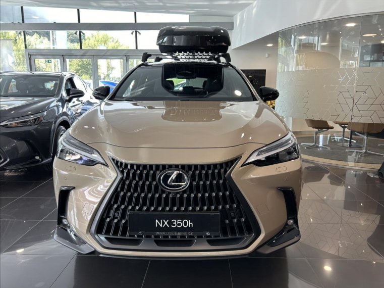 Lexus NX 350h fotka