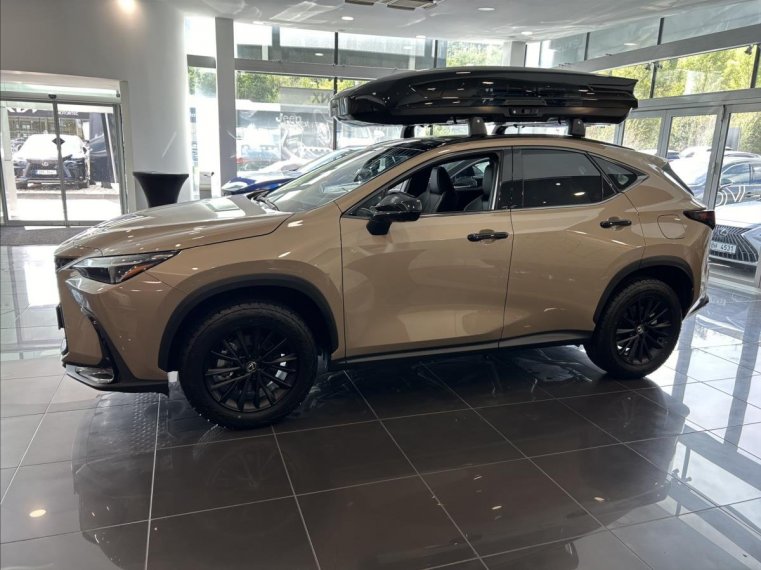 Lexus NX 350h fotka