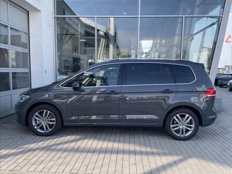 Volkswagen Touran fotka