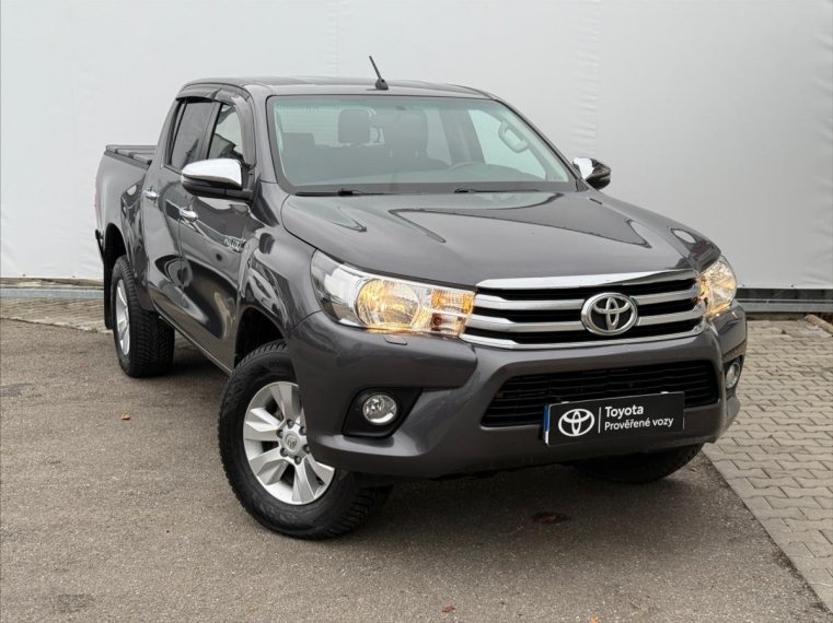 Toyota Hilux fotka