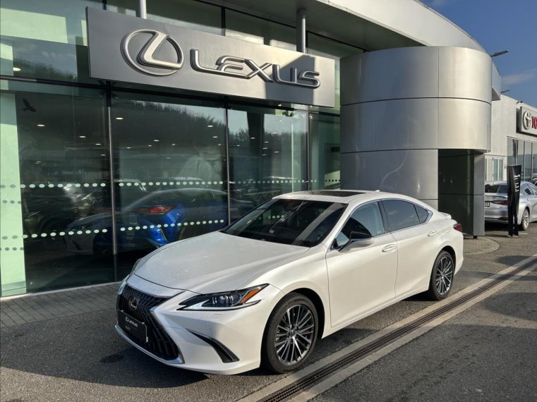 Lexus ES 300h fotka