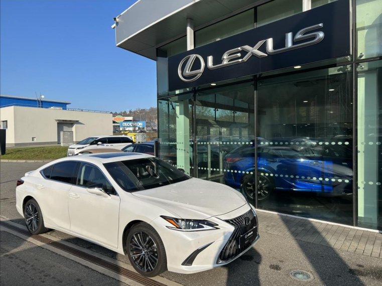 Lexus ES 300h fotka