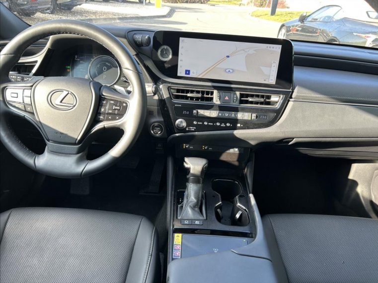 Lexus ES 300h fotka