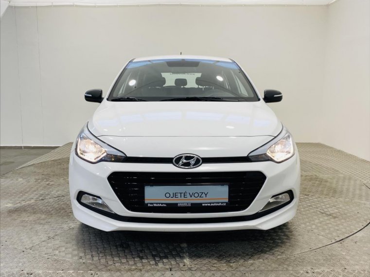 Hyundai i20 fotka