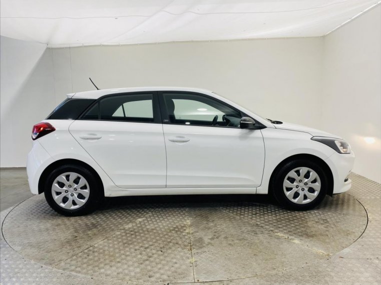 Hyundai i20 fotka