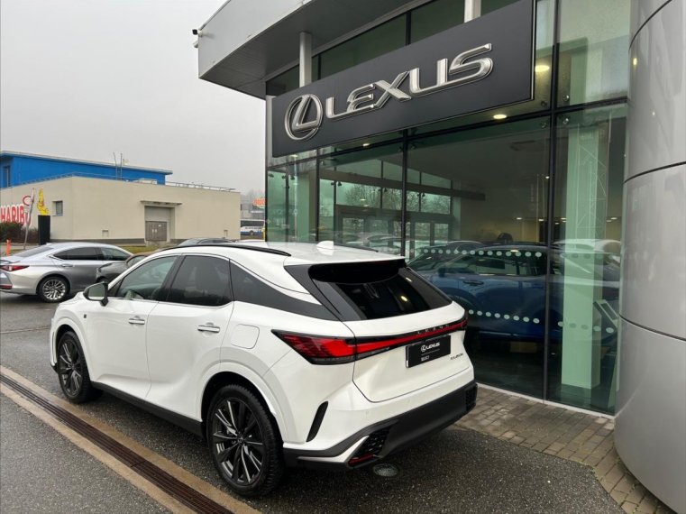 Lexus RX 450h+ fotka