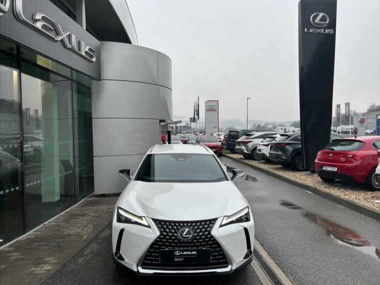 Lexus UX 300h fotka